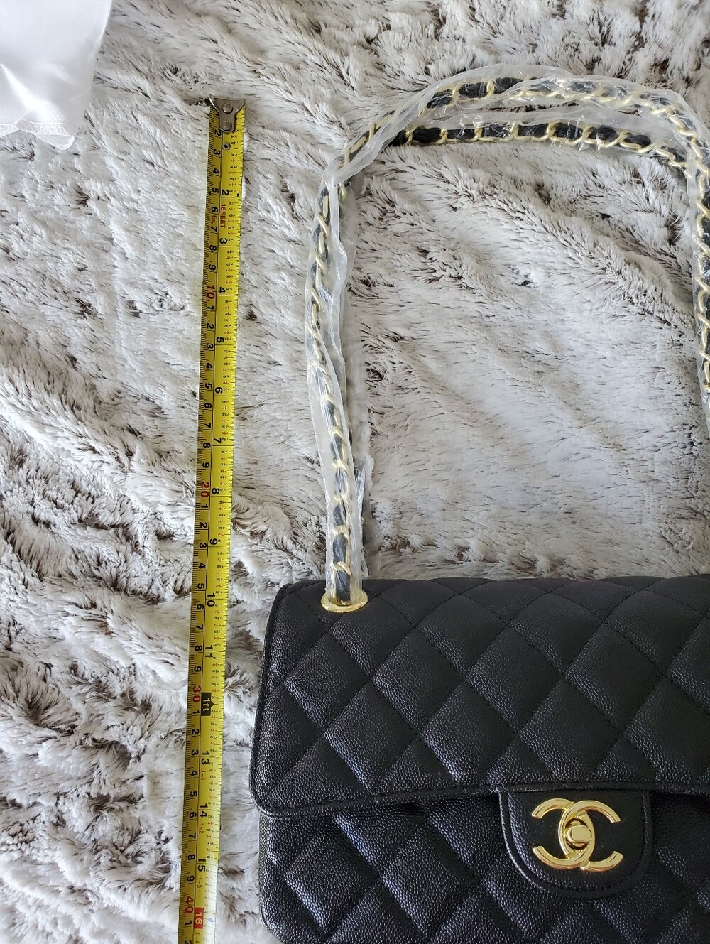 Black Quilted Shoulder Bag with Gold Hardware Luxury Designer Style - Picture 13 of 13